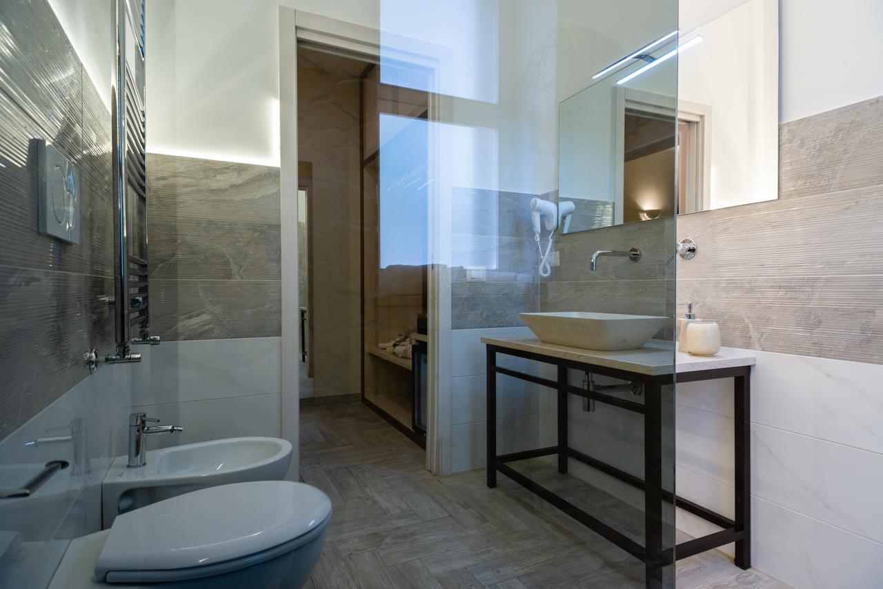 Villa Domus Salento Suites & Rooms Con Parcheggio Privato In Loco Lecce Bagian luar foto