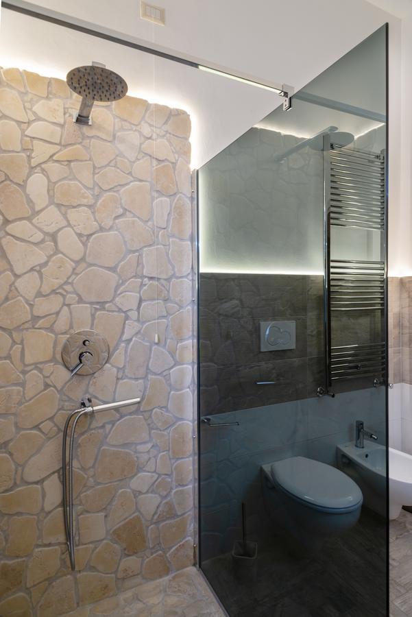 Villa Domus Salento Suites & Rooms Con Parcheggio Privato In Loco Lecce Bagian luar foto