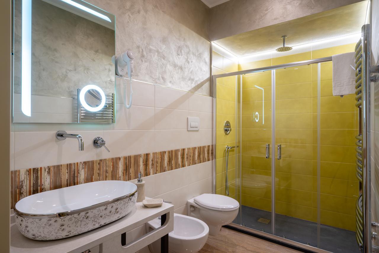 Villa Domus Salento Suites & Rooms Con Parcheggio Privato In Loco Lecce Bagian luar foto